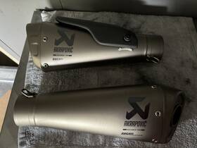 96482101a Akrapovic Pair Of Racing Titanium Exhaust Silencers Ducati Panigale V4 2022-2023