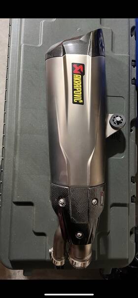 S-b10so6-hdvdzt Akrapovic S1000rr2017 Bmw S 1000 Rr 2017-2018 Exhaust Titanium