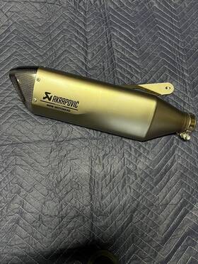 77115a791b8 Bmw 18-24 S1000rr Akrapovic Oem Slip On Muffler Exhaust Silencer Can 2023