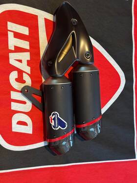96413592ba Ducati Monster 937 Termignoni Silencer