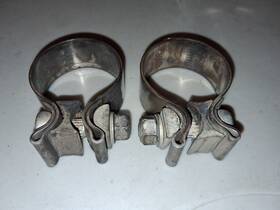 6089624 Harley-davidson Muffler/exhaust Clamps 2 Inch Stainless Steal Used Good Two Pc 6089624 Harley-davidson Muffler/exhaust Clamps 2 Inch Stainless Steal Used Good Two Pc