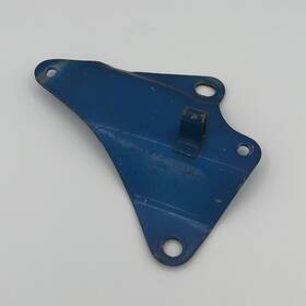 18353-237-680z Honda Cd175 K0 Ca175 Right Muffler Bracket Hanger 18353-237-680