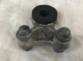 18358-ka3-830 Honda Cr500 Exhaust Muffler Bracket 1985 Used Oe Part P/n