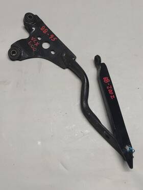 18455-mr1-003 Honda 88-95 Vt600c Vlx Shadow Exhaust Muffler Bracket Mount