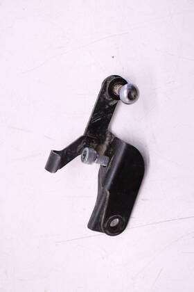 50219-mbn-670 Honda 00-07 Xr650r Muffler Exhaust Silencer Slip On Pipe Frame Mount Stay
