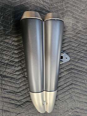 1263389-463 Indian Original Oe 2019 - 2024 Ftr 1200 Stock Muffler Exhaust