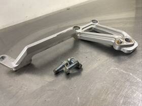 35063-0085 Kawasaki Ninja 2005 250 Ex250f 02-07 Ex250 Right Side Muffler Mount Exhaust Stay