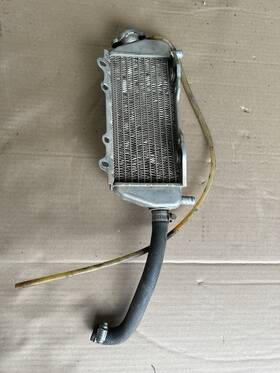 39061-1263 Kawasaki 1999 2000 2001 2002 Kx 250 Oem Stock Right Side Radiator Coolant Kx250