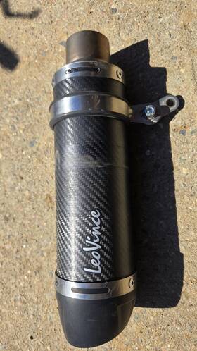 3389eu Leo Vince Leovince Gp Corsa Evo Slip-on Exhaust Used Carbon Fiber