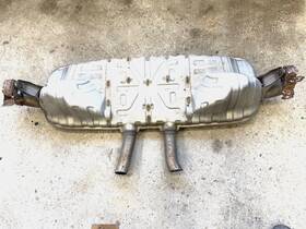 95511112165 Porsche 2003-2010 08-10 Cayenne 957 4.8l Rear Exhaust Muffler Oem