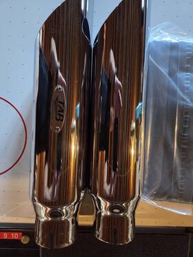 111-1220 Tab Performance Baffled Slash Cut Mufflers For 2002-06 Vrod