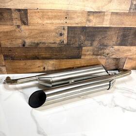 T2206103 Triumph 2206104 2017-2022 Bonneville Bobber Exhaust Mufflers L R T2206104 Oem