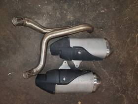 2207351 Triumph Speed Triple 1050 Exhaust Cans Muffler Silencer W Header Oem Stock