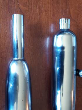 70-5866 Triumph E5866 Set Of 2 650 Mufflers Complete With Mounting Brackets