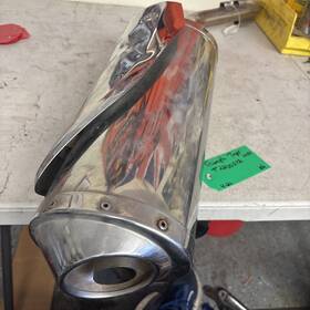 T2200372 Triumph Tiger 1050 Oem Exhaust Muffler Stock