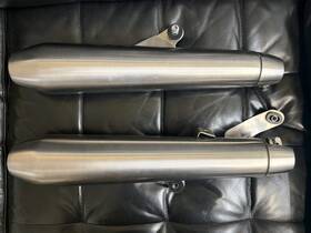 Triumph T2202338/t2201738 Street Twin Oem Exhaust/mufflers