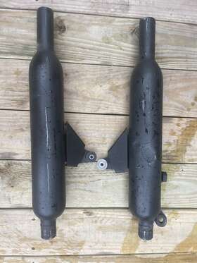 T2203352 Triumph Bonneville T100 Black Right Hand And Lsilencer/exhaust Assembly