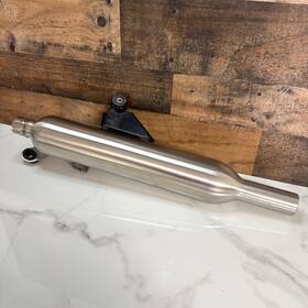 T2204522 Triumph 2022 Bonneville T100 Oem Lh Left Stock Exhaust Silencer Muffler
