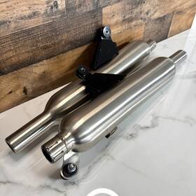 T2204529 Triumph Bonneville T100 Brushed Exhaust Muffler Pipe Silencer Set
