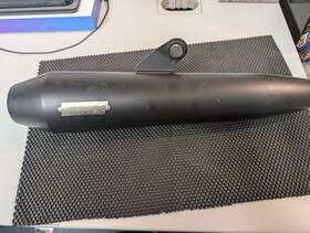 9600505 Vance & Hines Black Slip On Exhaust Silencer Rhs