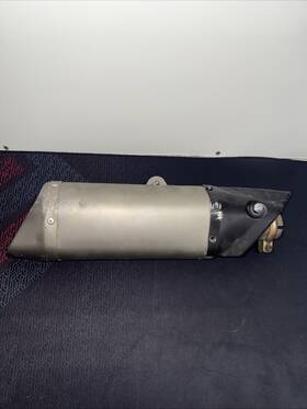 2c0-14753-12-00 Yamaha 2006-2007 R6 Used Exhaust Muffler
