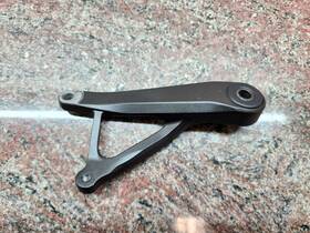 2cr-2148w-00 Yamaha Oem 2015-2023 Yzf-r1 R1m Exhaust Muffler Stay Bracket