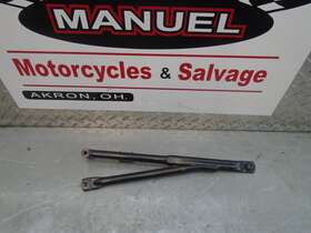 4tr-21460-20-00 Yamaha 2009 Xvs650 Classic V Star Muffler Bracket