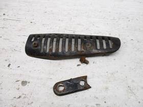 598-14718-00-00 Yamaha 76 77 Yz 80 Used Exhaust Heat Shield Front Mount 598-14718-00-0 1976-1977