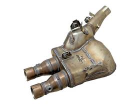 B3l-14730-10-00 Yamaha 2020 R1 Oem Muffler Exahust Mid Chamber Pipe Canister