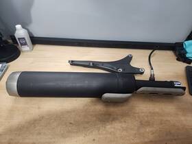 Uspt604363 Yamaha Xvs950 Bolt Xv 950 Exhaust End Can / Slip On Silencer Muffler