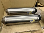 Yamaha YZF-R1 Leovince Slip-on Exhaust Muffler Silencer Year Unknown. Fixed Price $333.35.