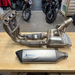 19-25 Bmw S1000RR Akrapovic Full Exhaust Oem (18519830141) (18519832047). Fixed Price $799.99.