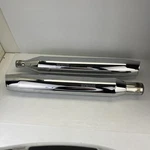 Harley-davidson Touring Mufflers Cvo 64900952 64900953 Oem. Fixed Price $180.19.